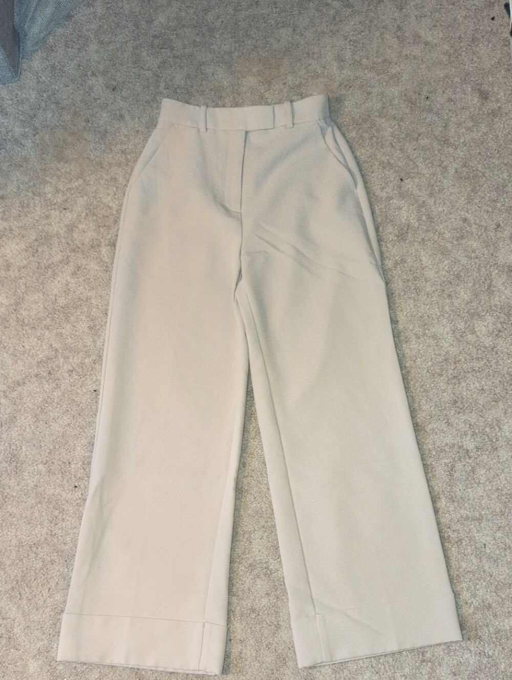 Abercrombie & Fitch Sloane Wide-Leg High-Rise Pants in Cream